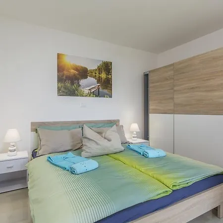 Luxury Gemini Apartment