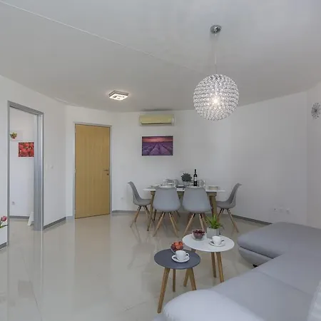 Appartamento Luxury Gemini *