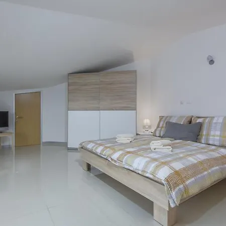 Apartment Luxury Gemini *