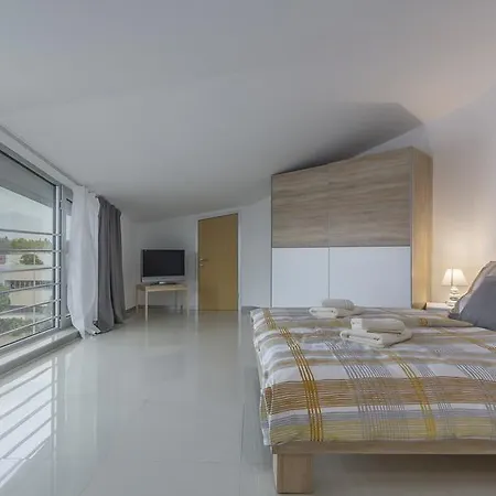 Luxury Gemini * Novigrad Istria